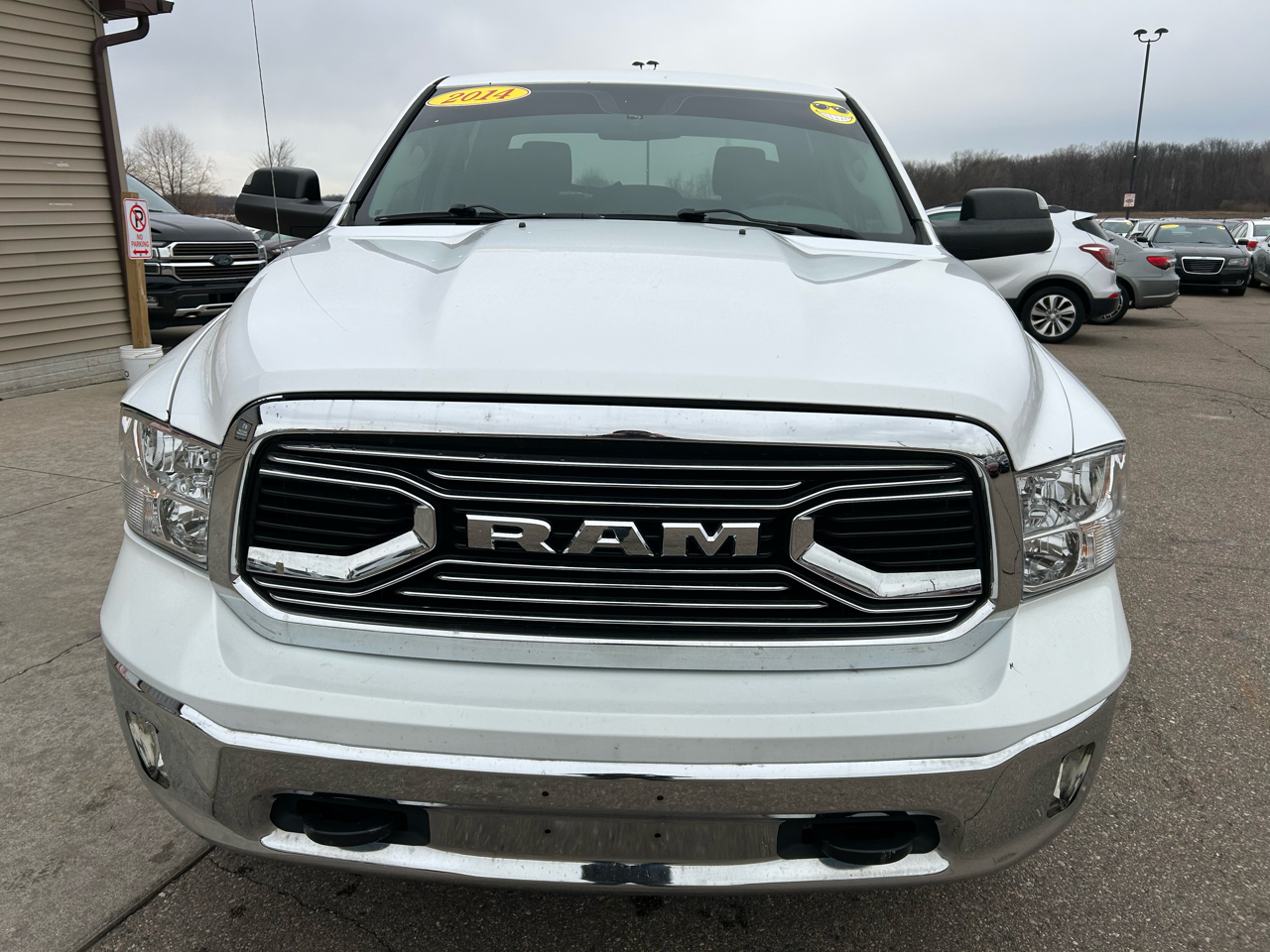 RAM 1500 Tradesman Crew Cab SWB 4WD 2014
