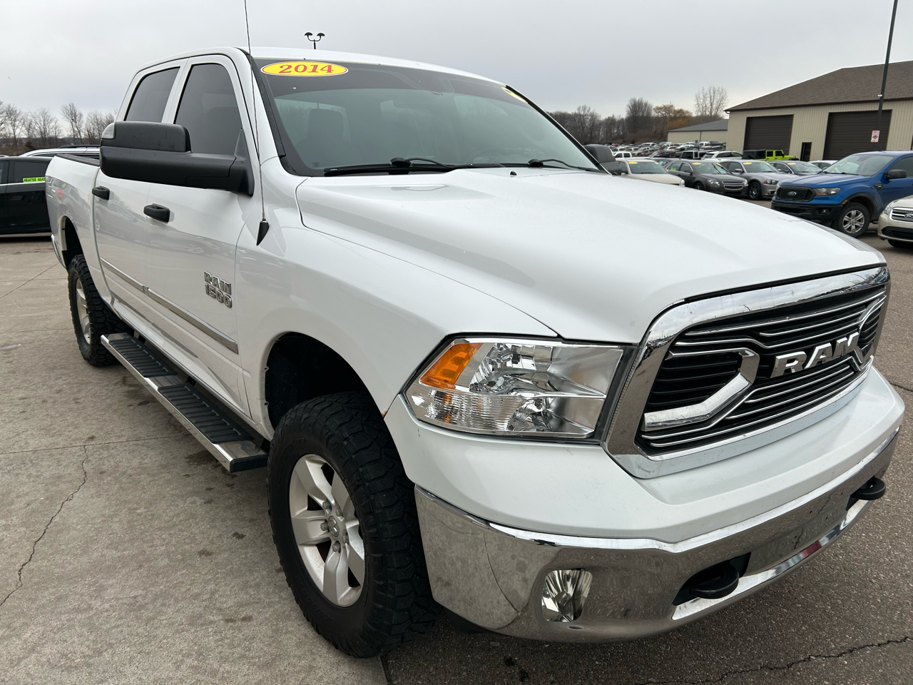 RAM 1500 Tradesman Crew Cab SWB 4WD 2014