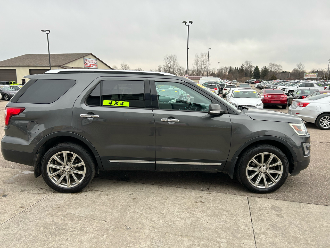 Ford Explorer Limited 4WD 2017