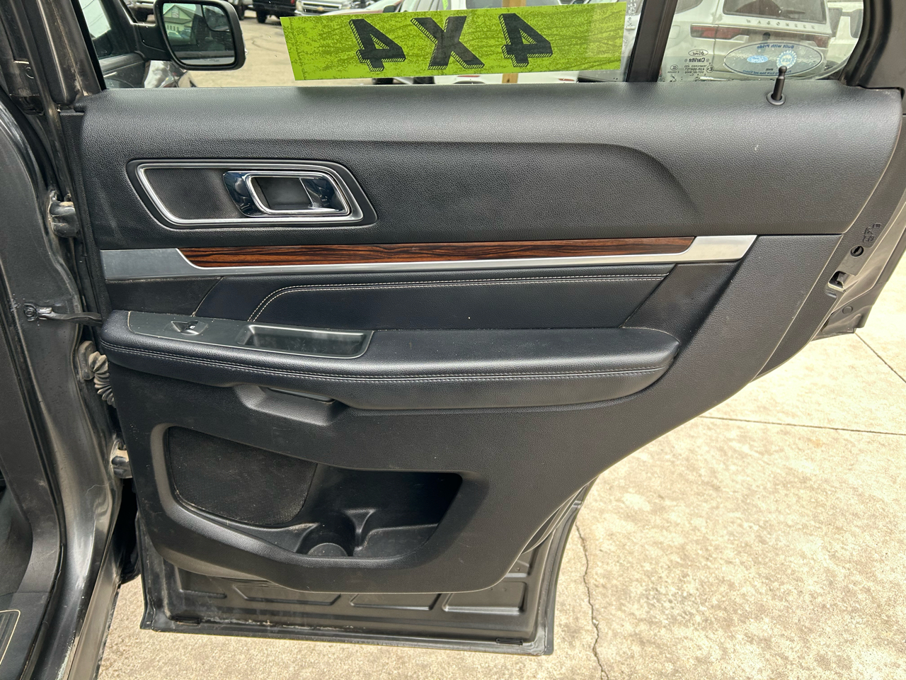 Ford Explorer Limited 4WD 2017