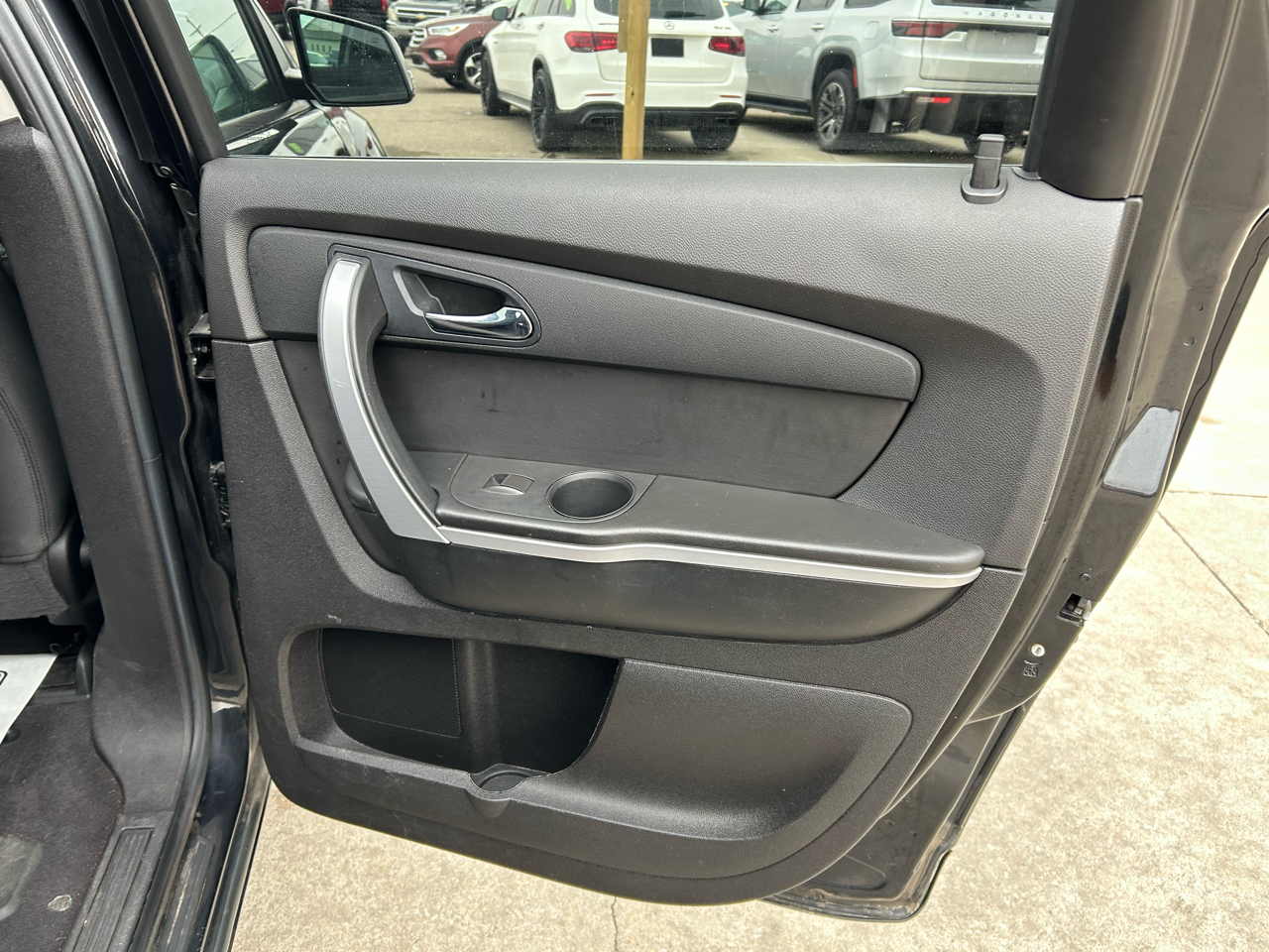 GMC Acadia SLE-2 AWD 2011