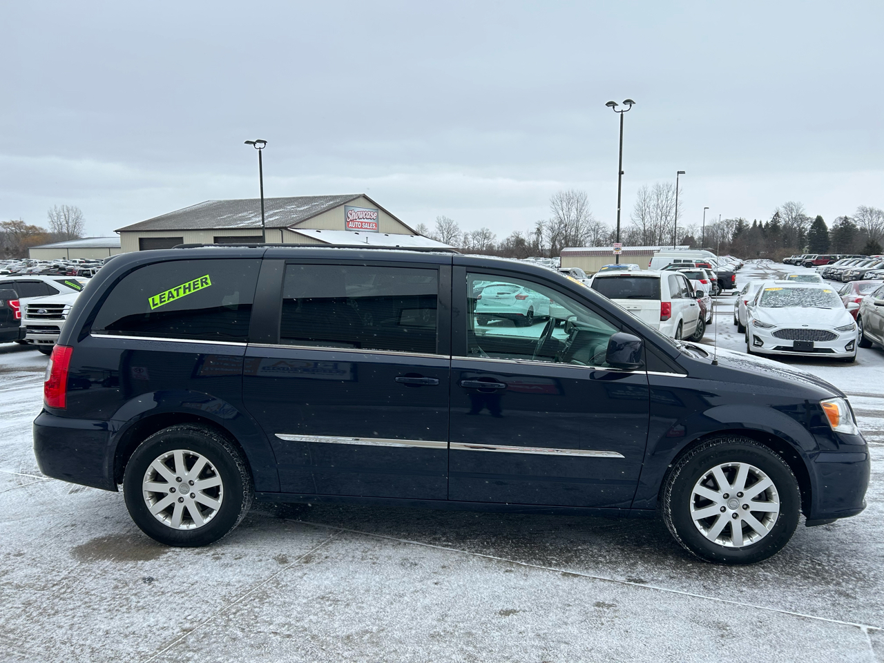 Chrysler Town & Country Touring 2016