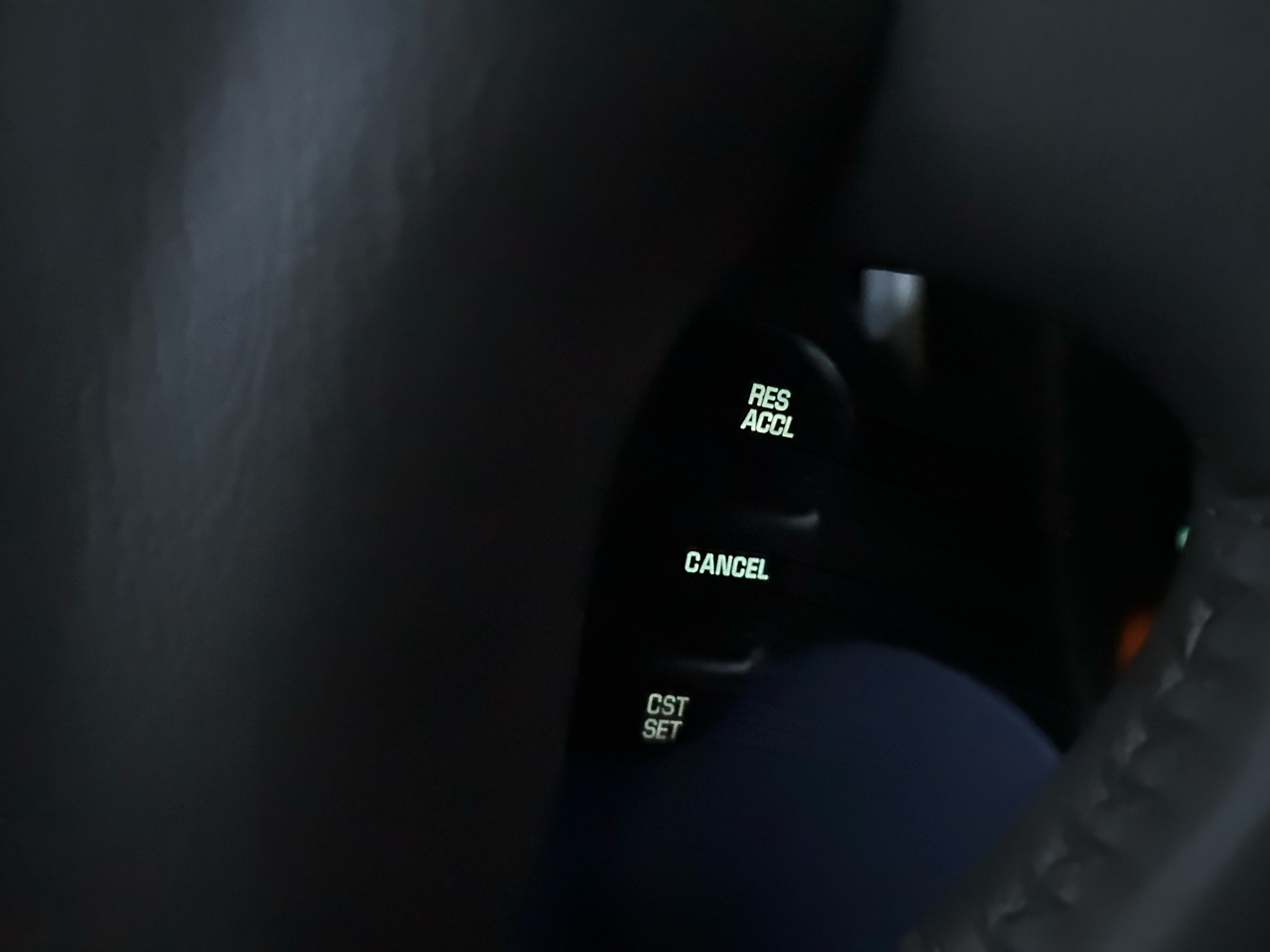 Oldsmobile Alero GLS Sedan 2001