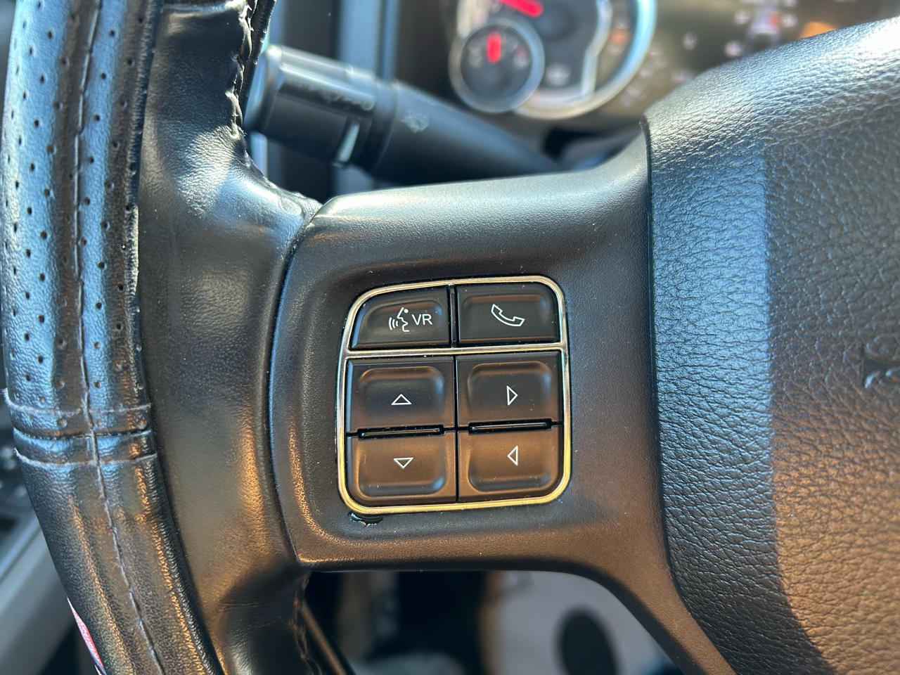 RAM 1500 SLT Quad Cab 4WD 2013