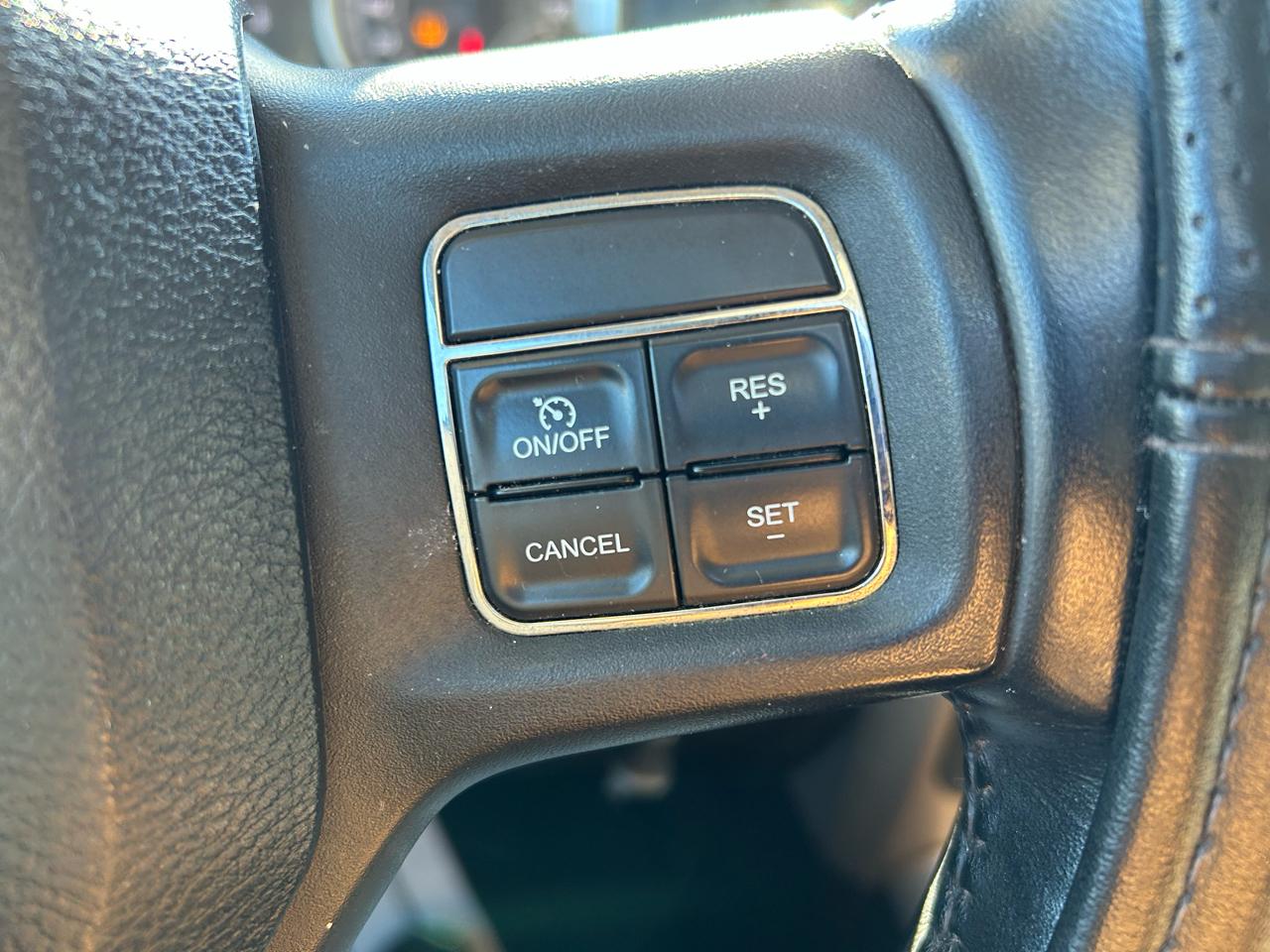 RAM 1500 SLT Quad Cab 4WD 2013