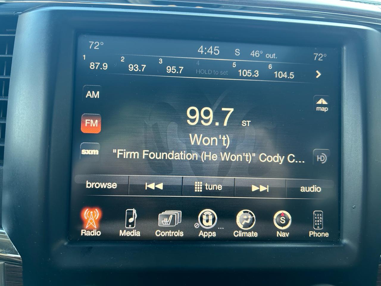 RAM 1500 Laramie Crew Cab SWB 4WD 2016