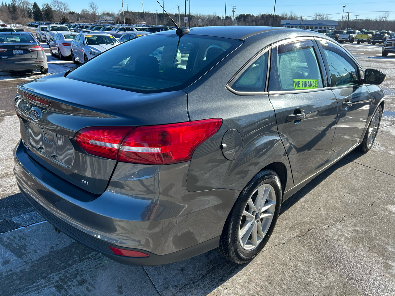 Ford Focus SE Sedan 2017