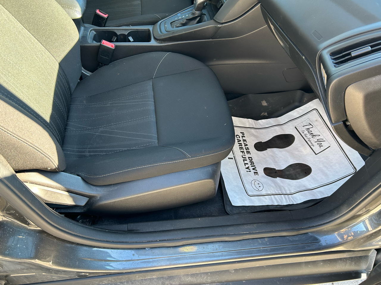 Ford Focus SE Sedan 2017