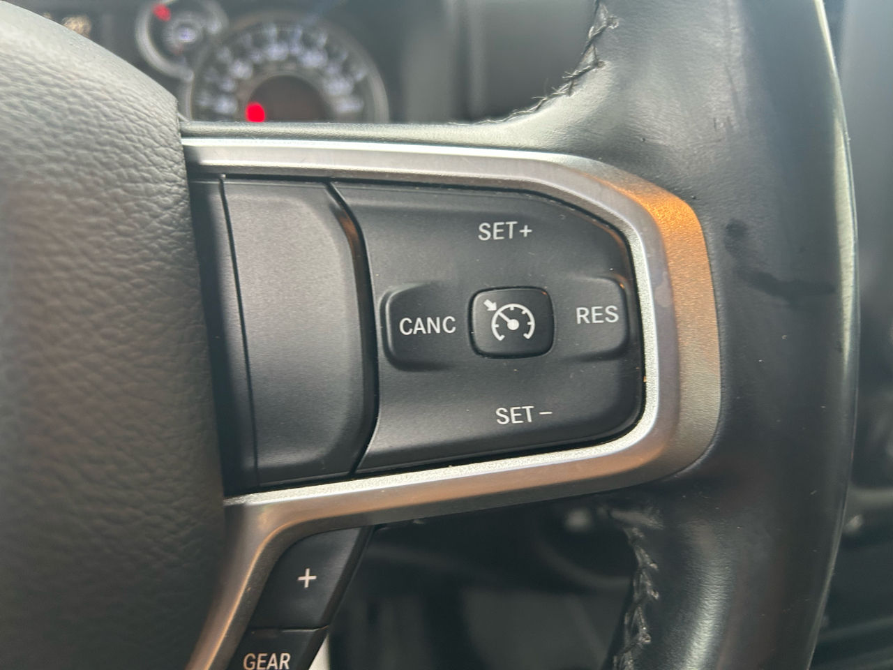 RAM 1500 Big Horn Crew Cab SWB 4WD 2019