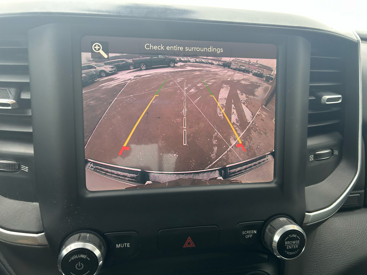 RAM 1500 Big Horn Crew Cab SWB 4WD 2019