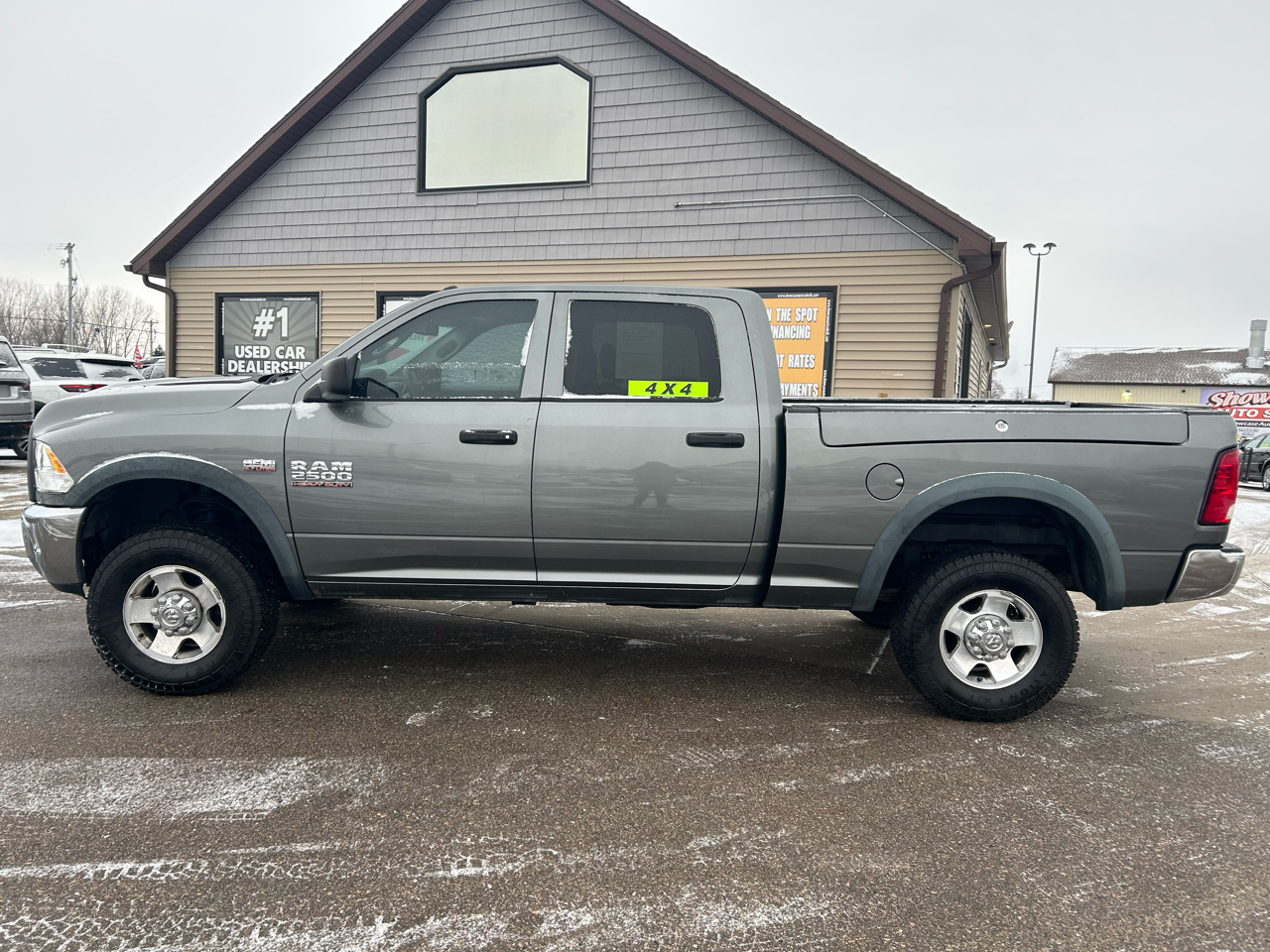 RAM 2500 Tradesman Crew Cab SWB 4WD 2013