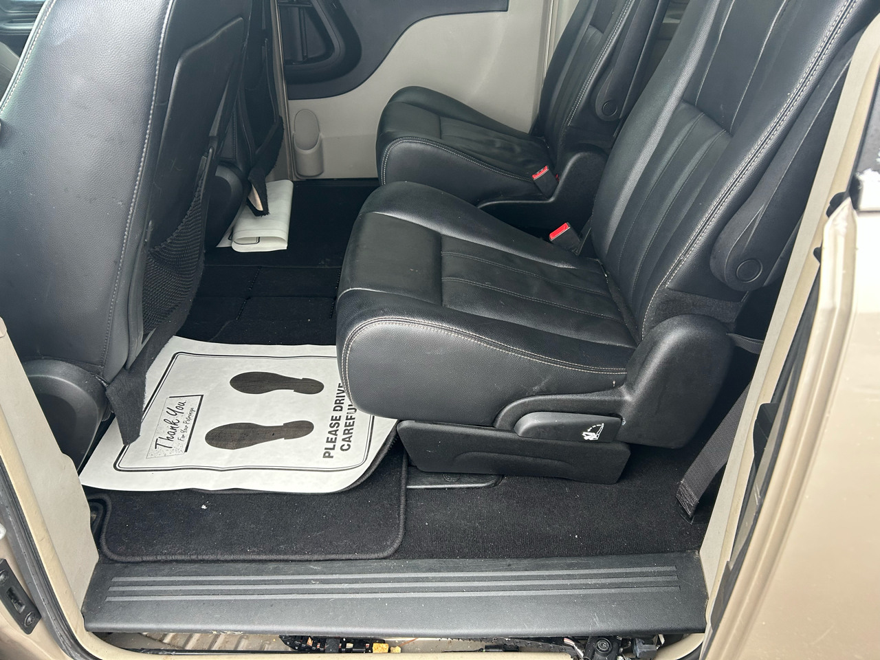 Chrysler Town & Country Touring 2013