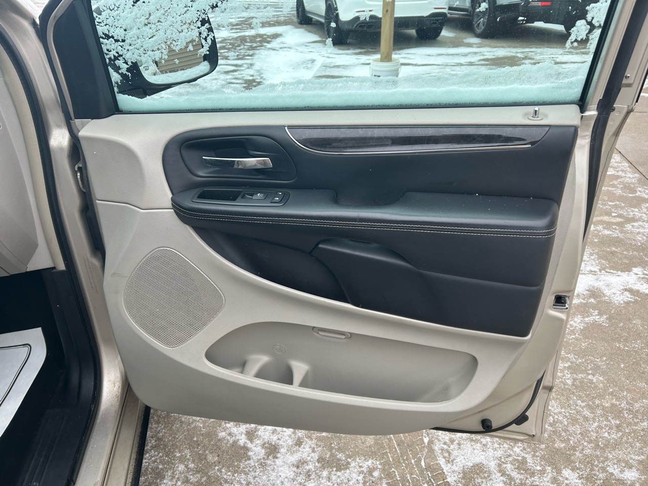 Chrysler Town & Country Touring 2013