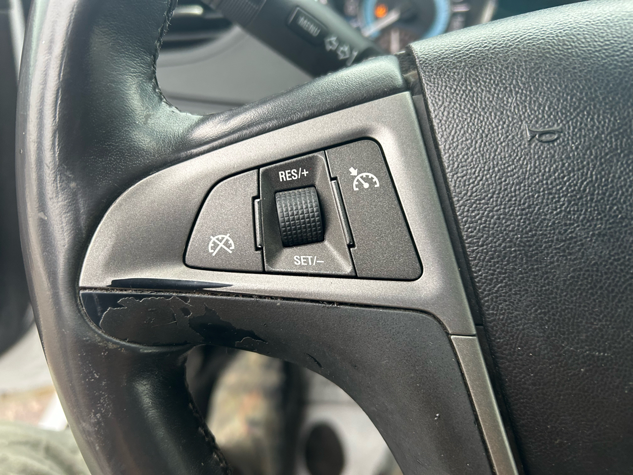 Buick LaCrosse CXL FWD 2011