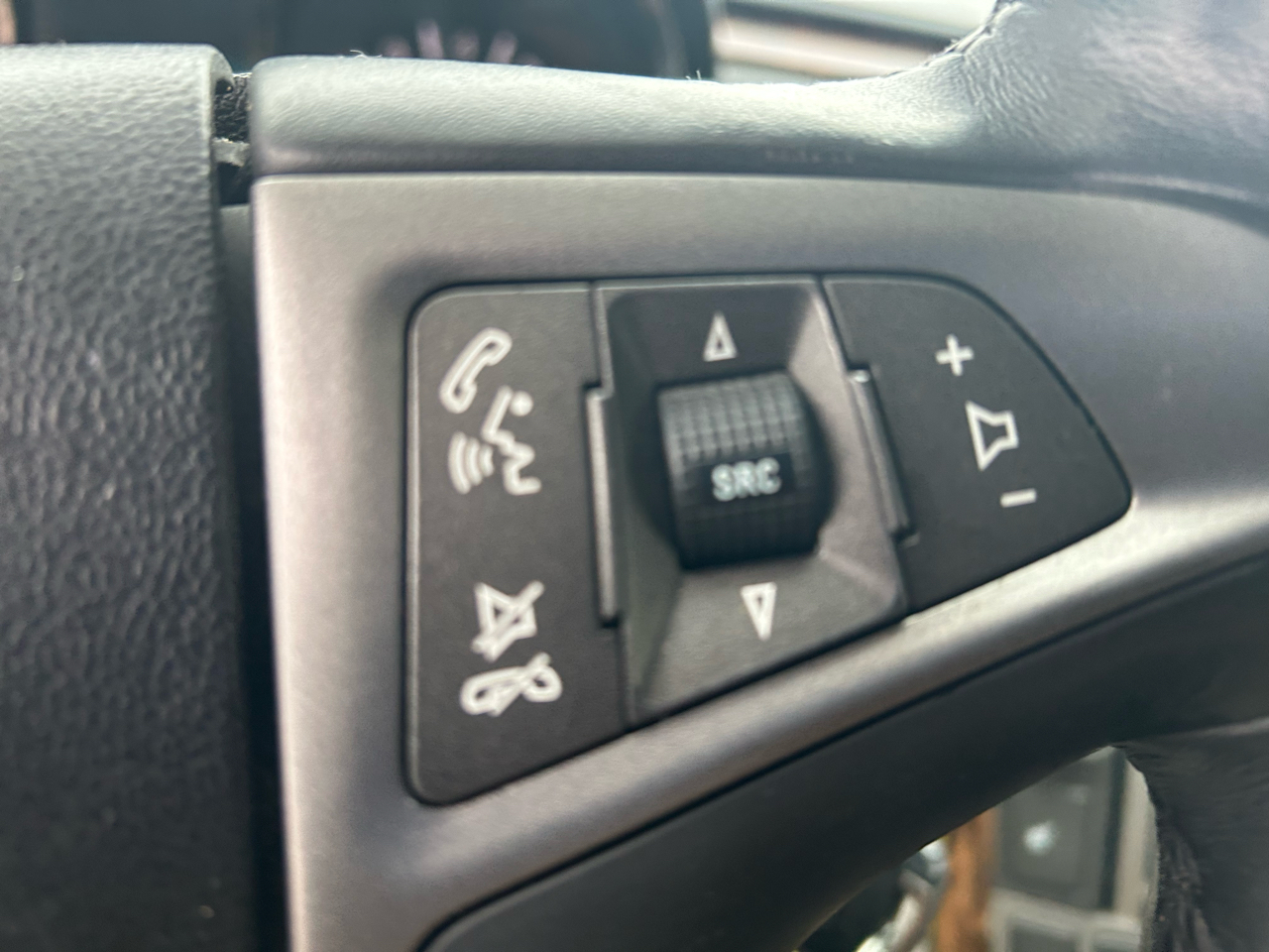 Buick LaCrosse CXL FWD 2011