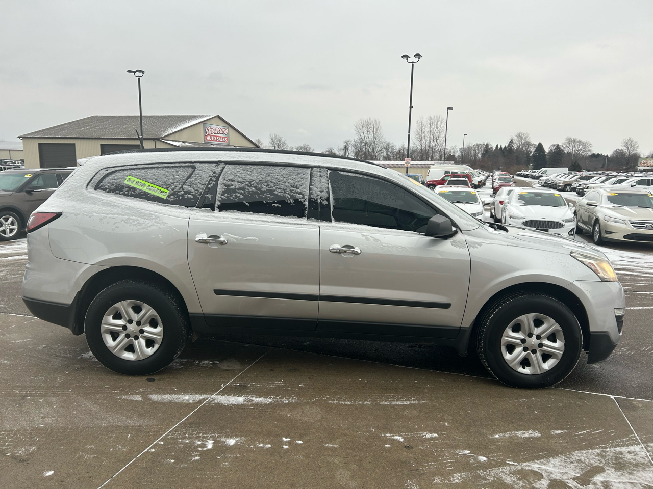Chevrolet Traverse LS FWD w/PDC 2016