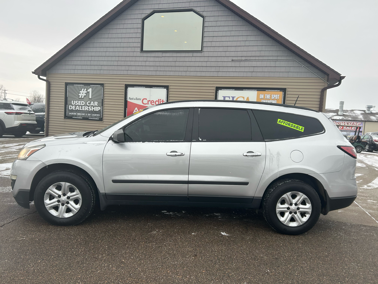 Chevrolet Traverse LS FWD w/PDC 2016