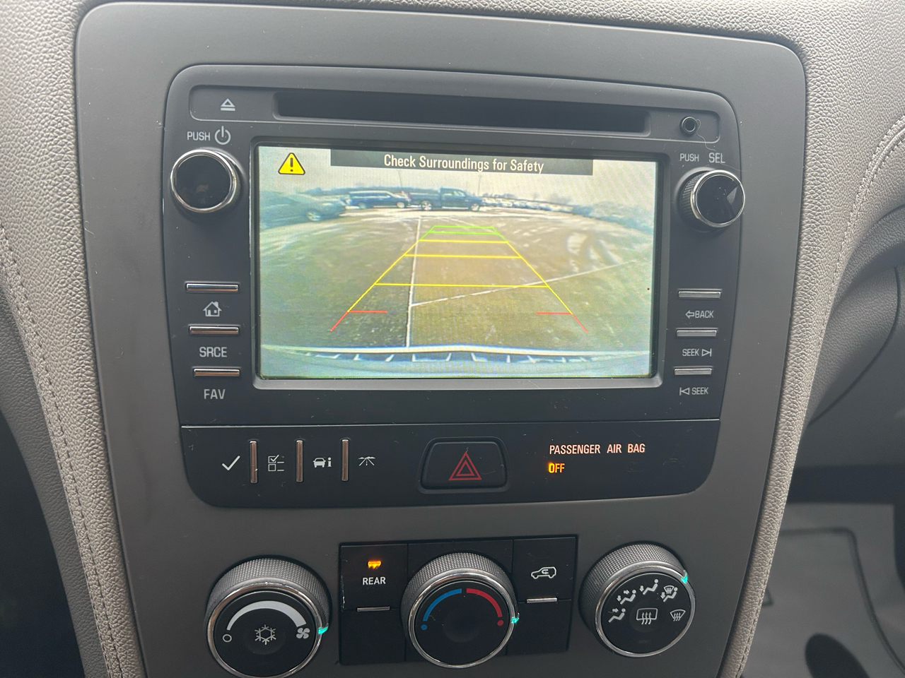 Chevrolet Traverse LS FWD w/PDC 2016