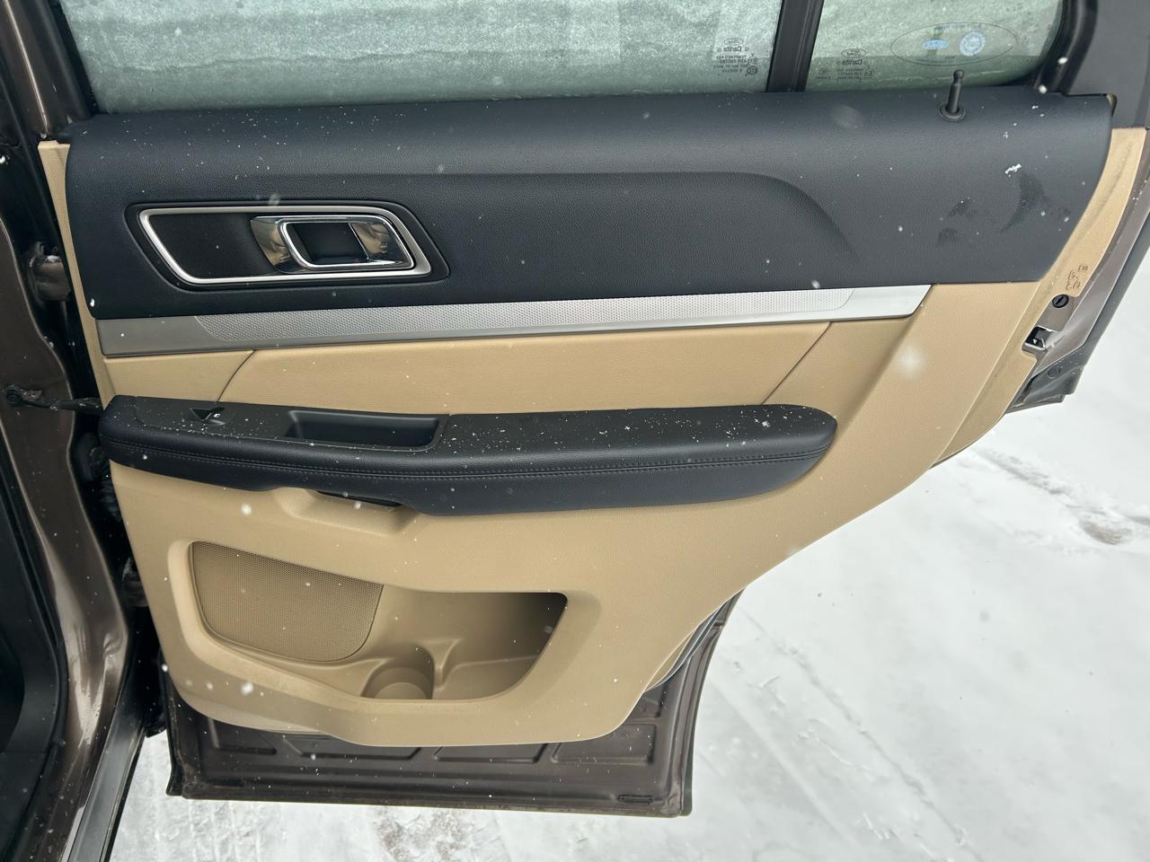 Ford Explorer XLT 4WD 2016