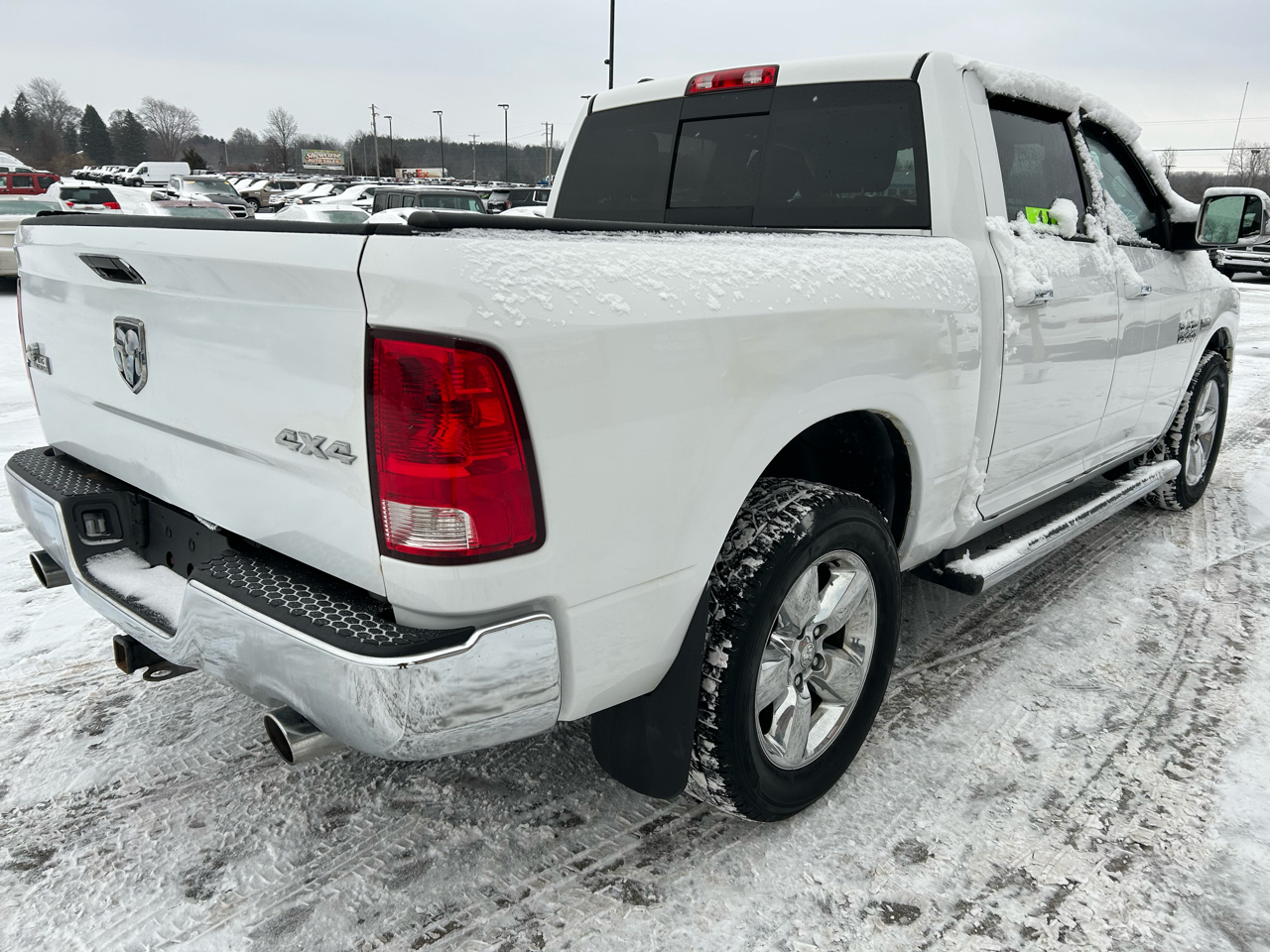 RAM 1500 SLT Crew Cab SWB 4WD 2014