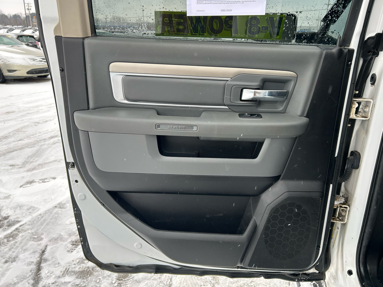 RAM 1500 SLT Crew Cab SWB 4WD 2014