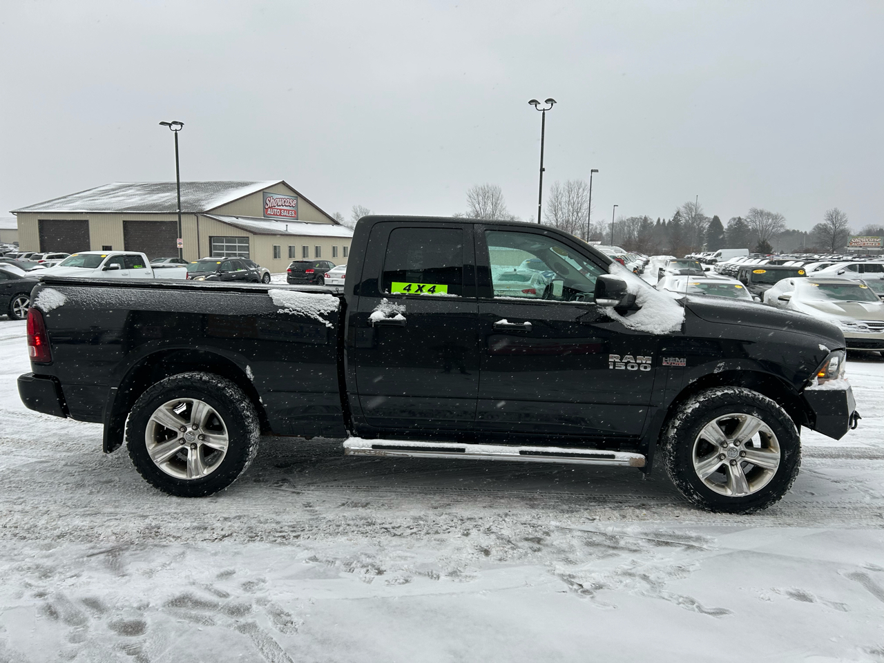 RAM 1500 Sport Quad Cab 4WD 2018