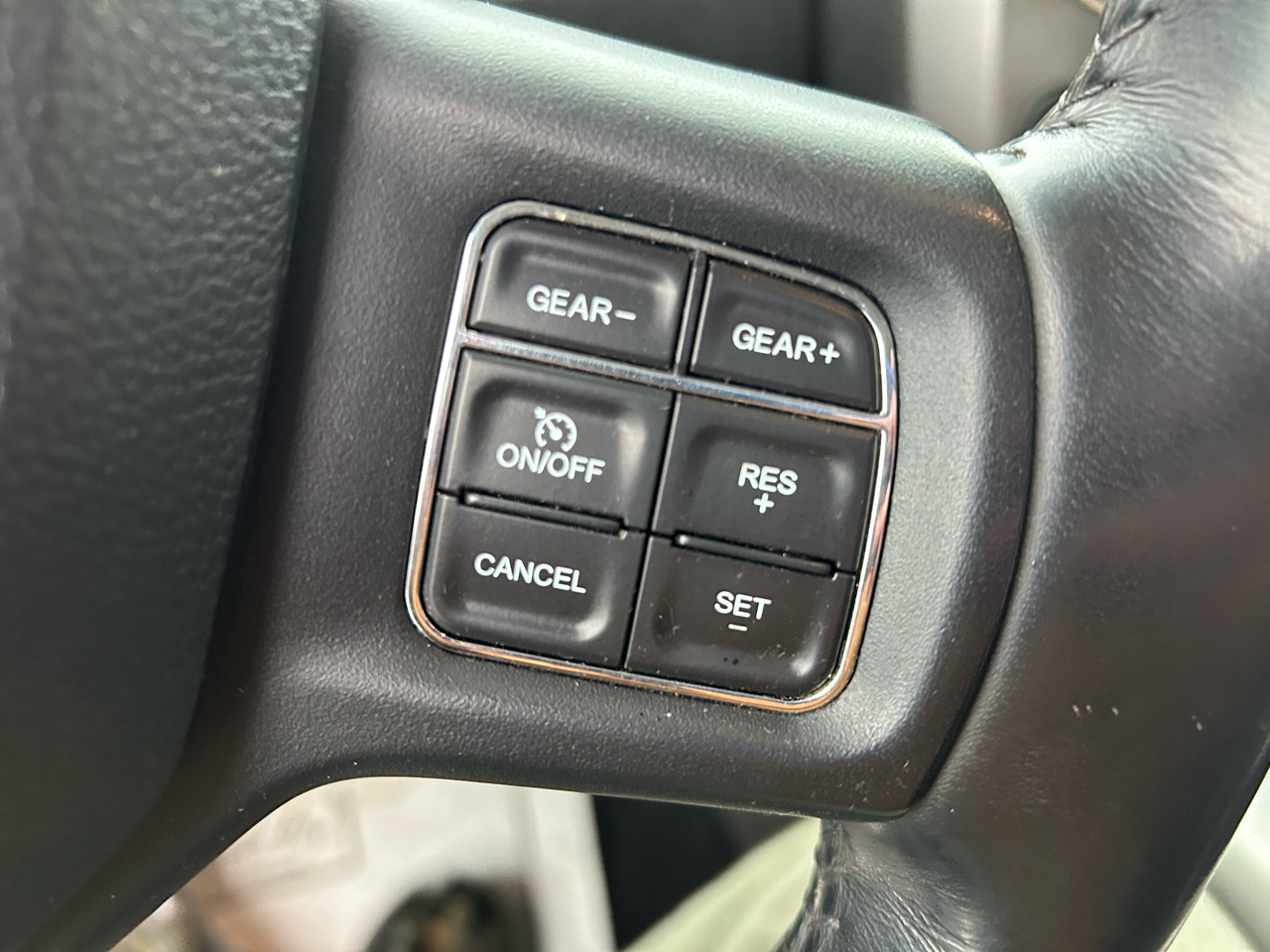 RAM 1500 Sport Quad Cab 4WD 2018