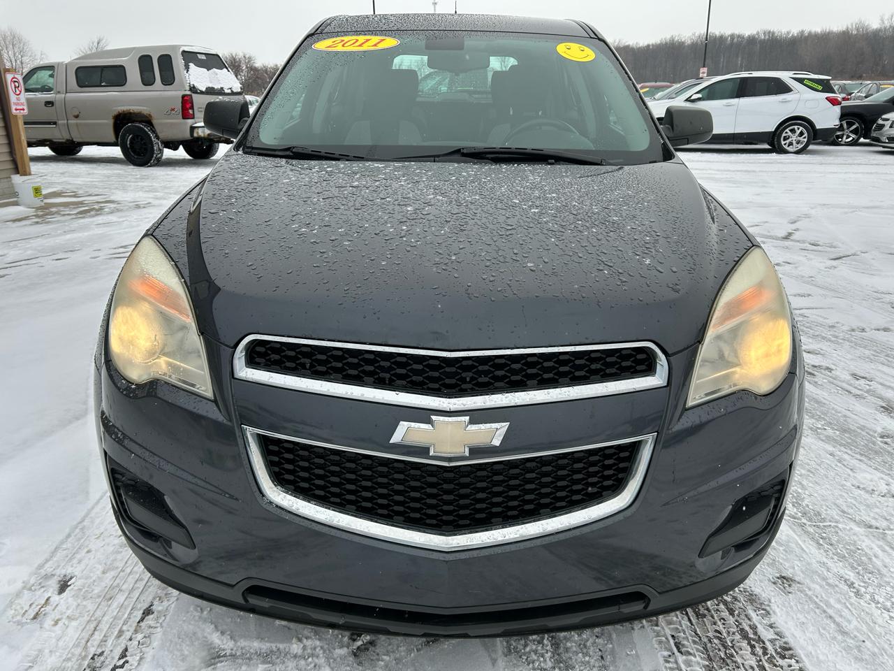 Chevrolet Equinox LS 2WD 2011