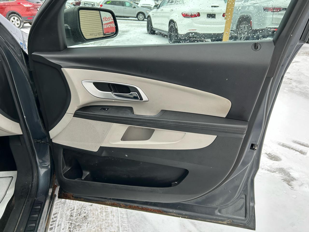 Chevrolet Equinox LS 2WD 2011