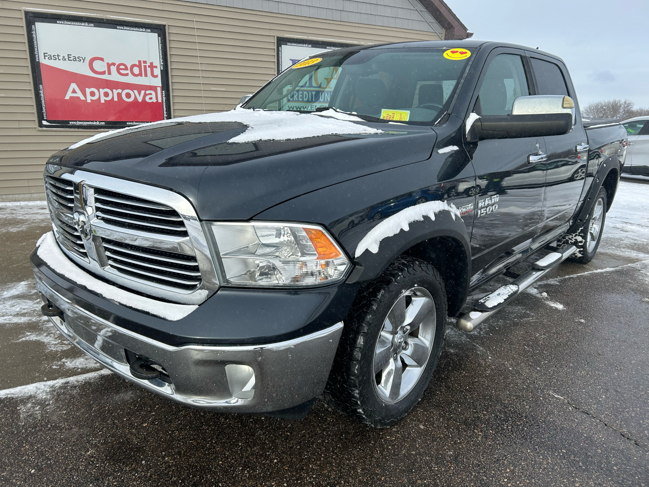 RAM 1500 SLT Crew Cab SWB 4WD 2013