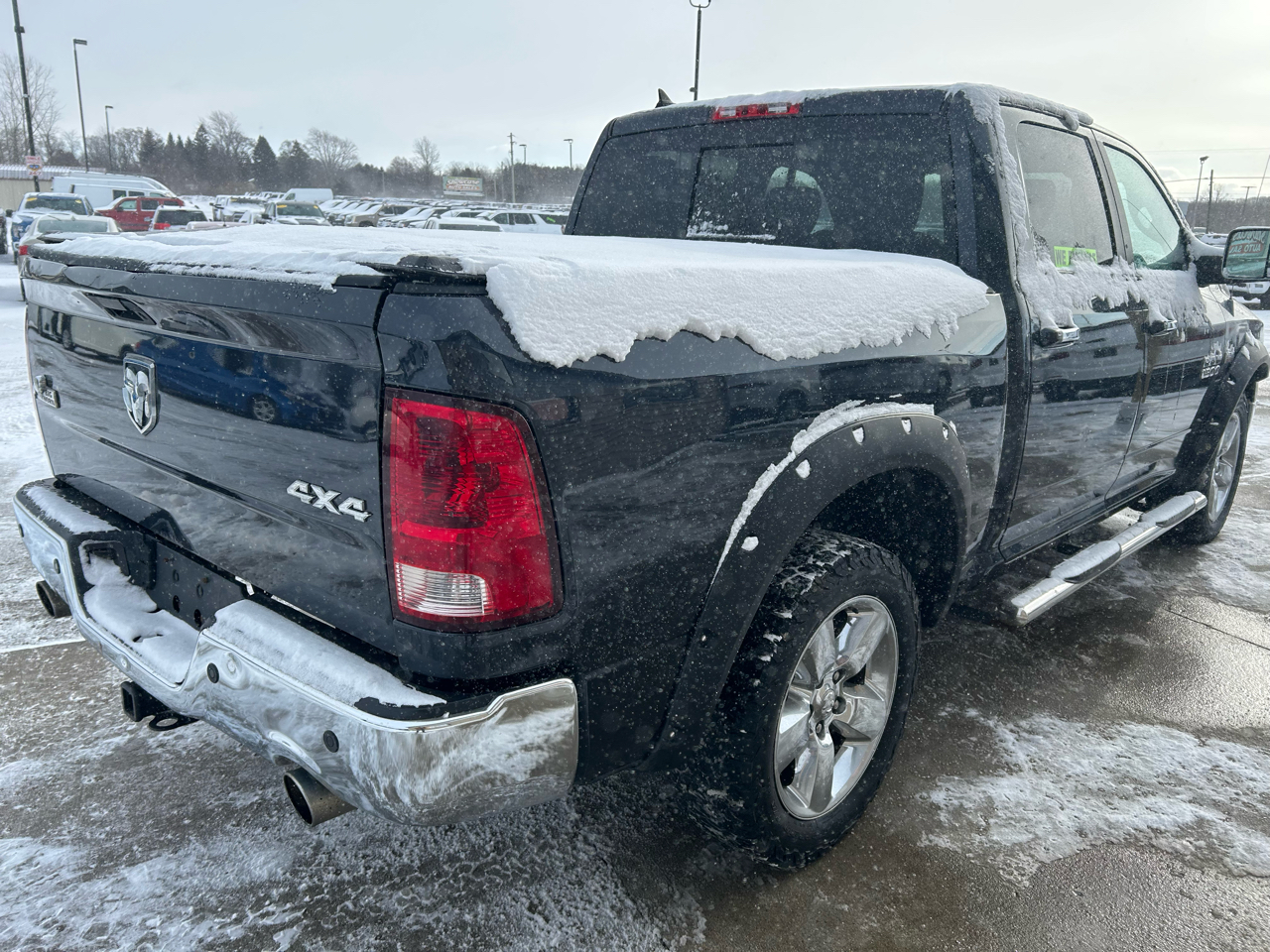 RAM 1500 SLT Crew Cab SWB 4WD 2013