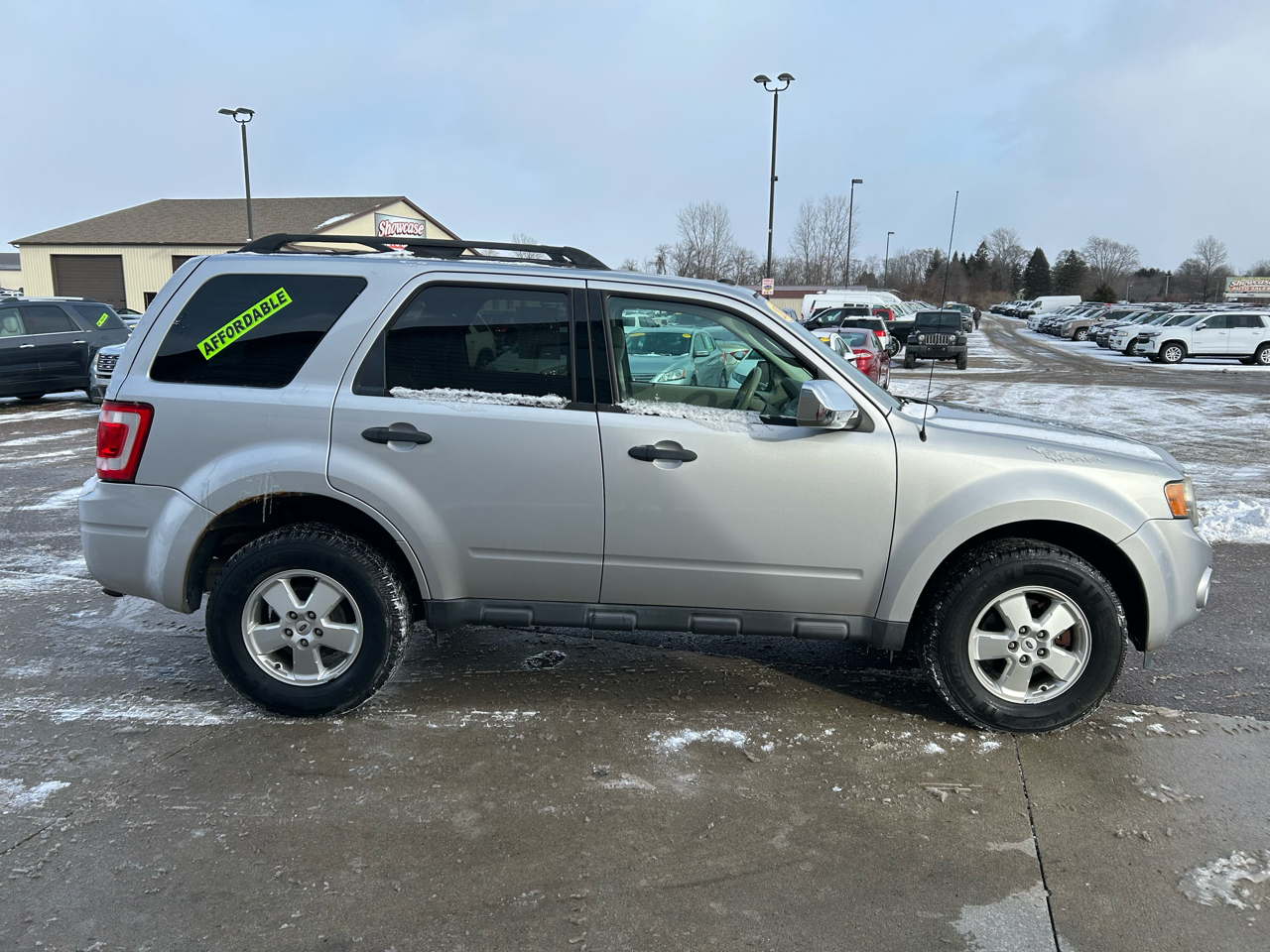 Ford Escape XLT FWD 2011