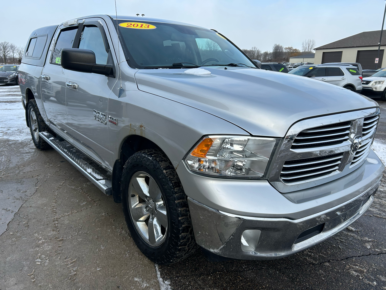 RAM 1500 SLT Crew Cab SWB 4WD 2013