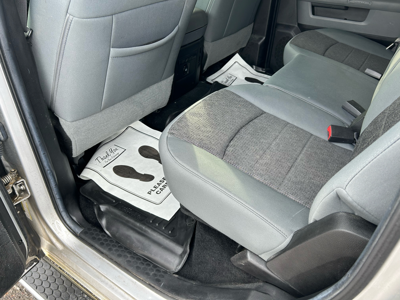 RAM 1500 SLT Crew Cab SWB 4WD 2013