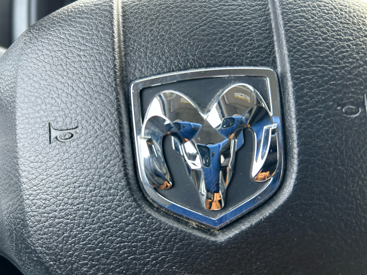 RAM 1500 SLT Crew Cab SWB 4WD 2013