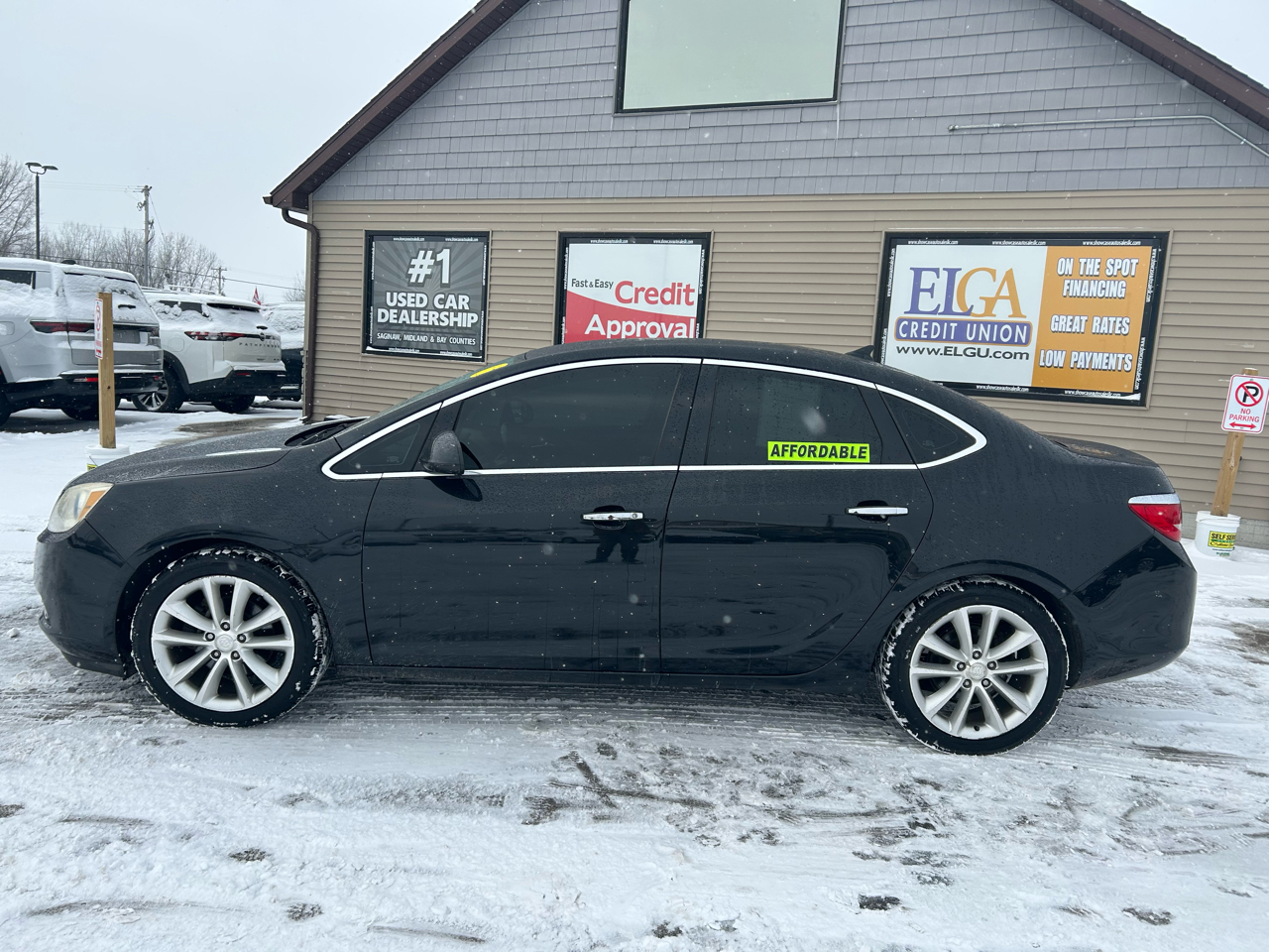 Buick Verano Base 2014