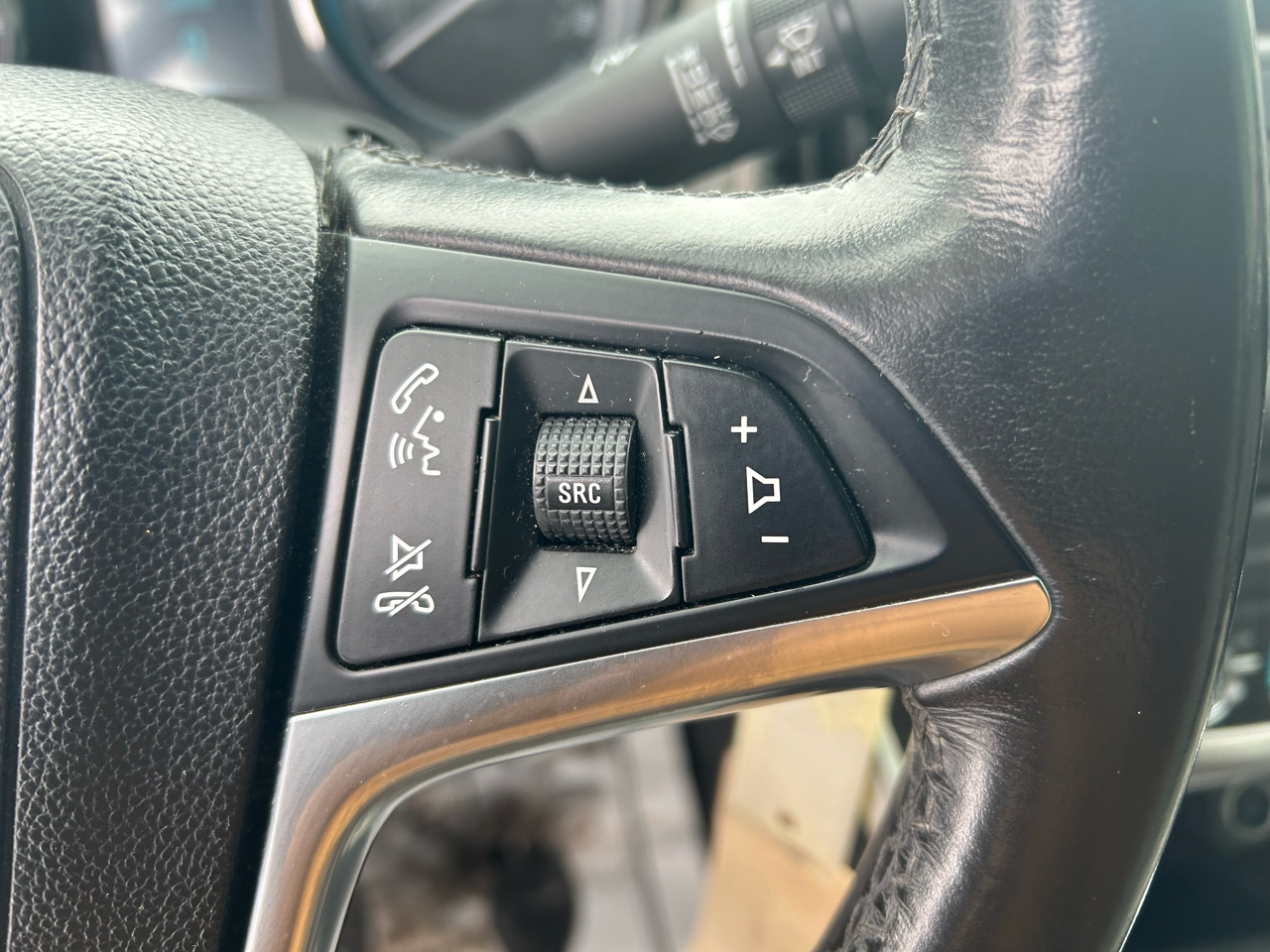 Buick Verano Base 2014