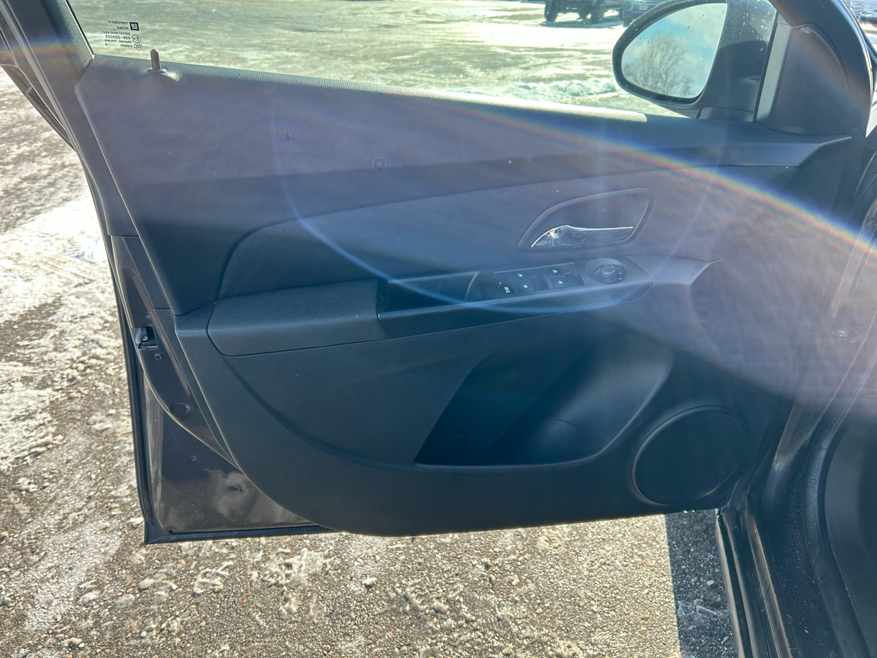 Chevrolet Cruze 2LT Auto 2013