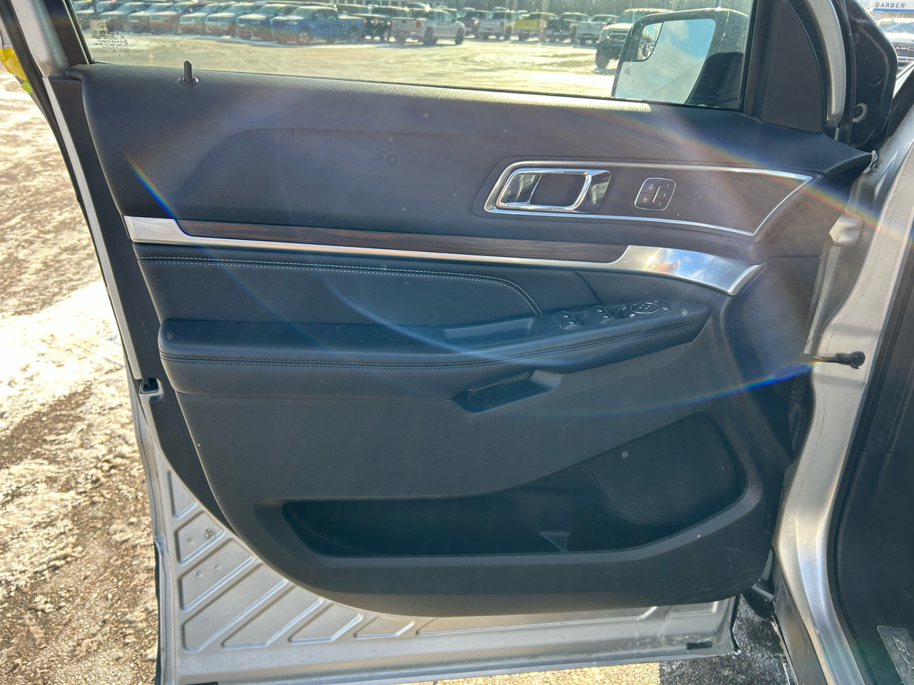 Ford Explorer Limited FWD 2017