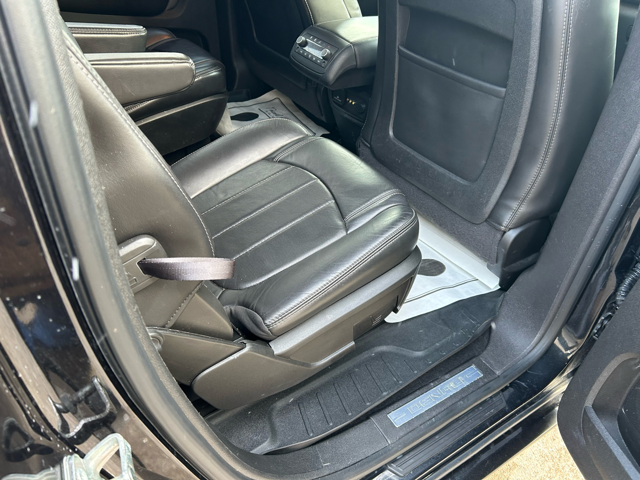 GMC Acadia Denali AWD 2013