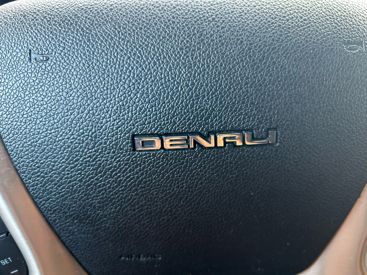 GMC Acadia Denali AWD 2013