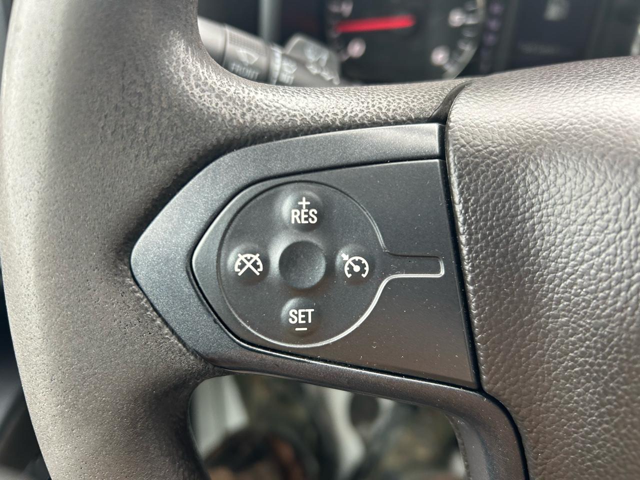 Chevrolet Silverado 3500HD Work Truck Crew Cab 4WD 2017