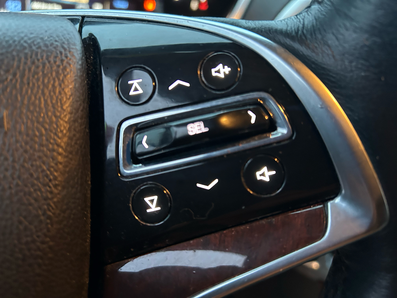 Cadillac SRX AWD Performance Collection 2013