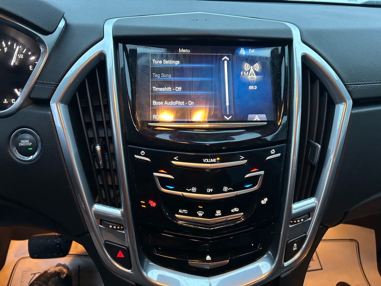 Cadillac SRX AWD Performance Collection 2013