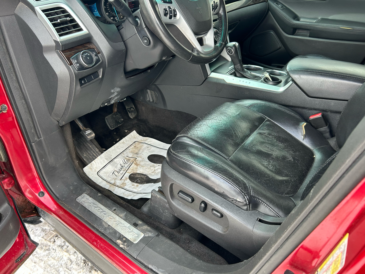 Ford Explorer Limited FWD 2012