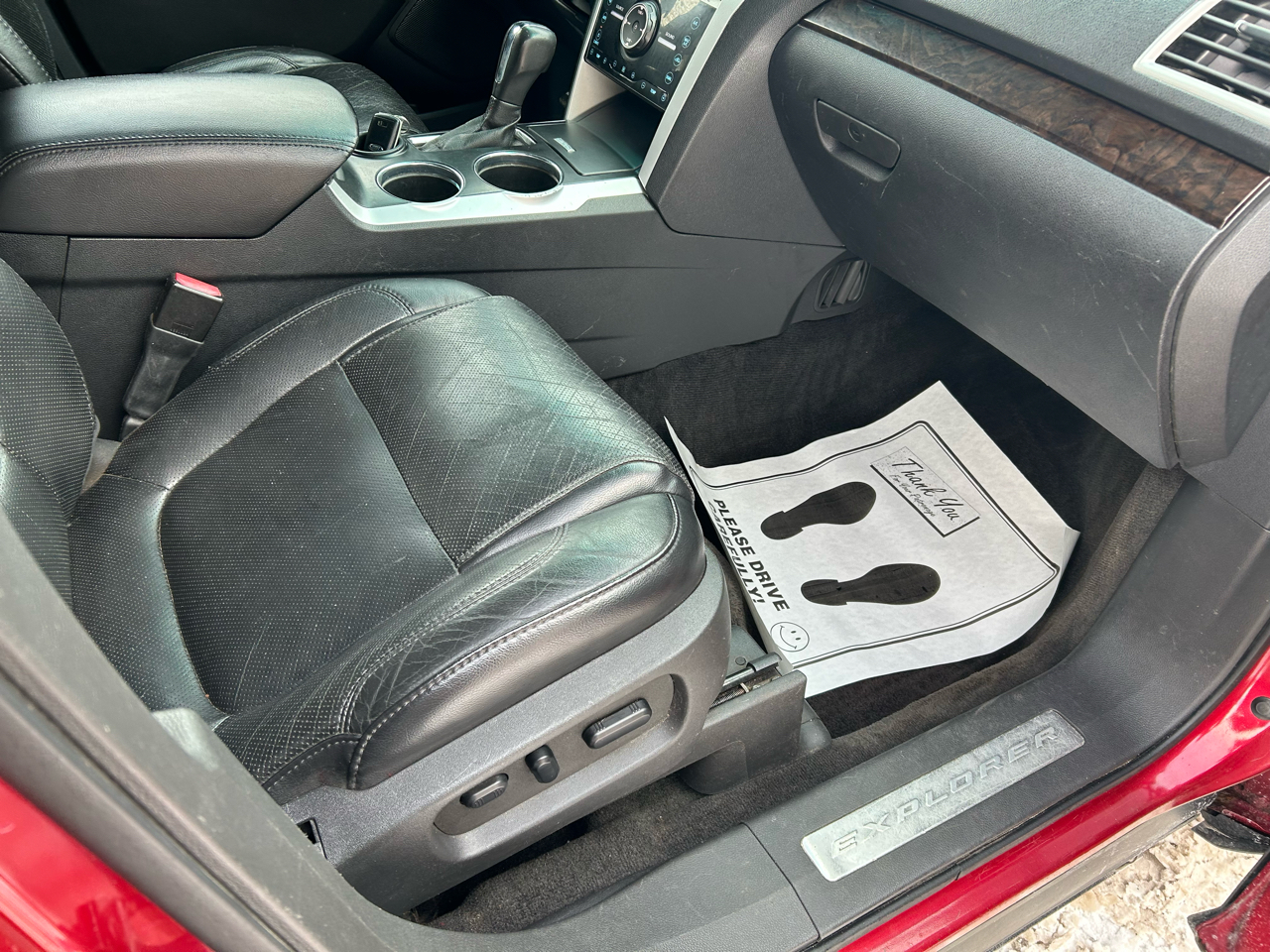 Ford Explorer Limited FWD 2012