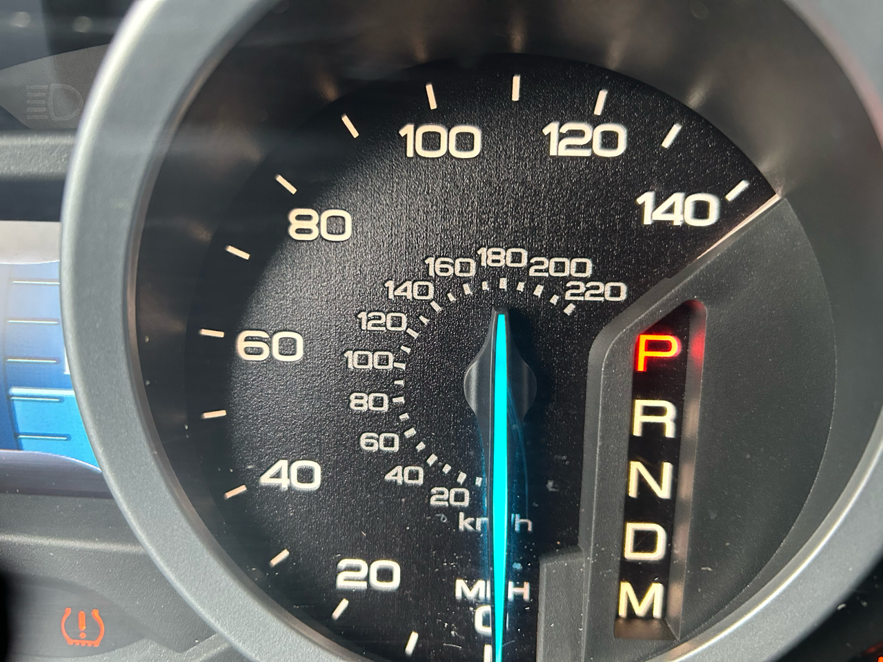 Ford Explorer Limited FWD 2012