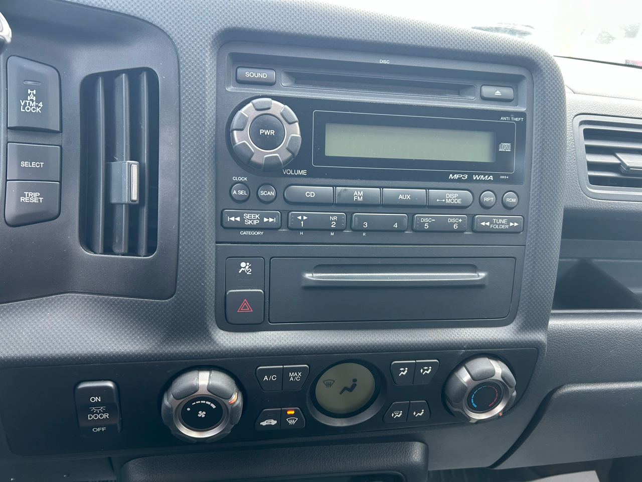 Honda Ridgeline RTS 2013