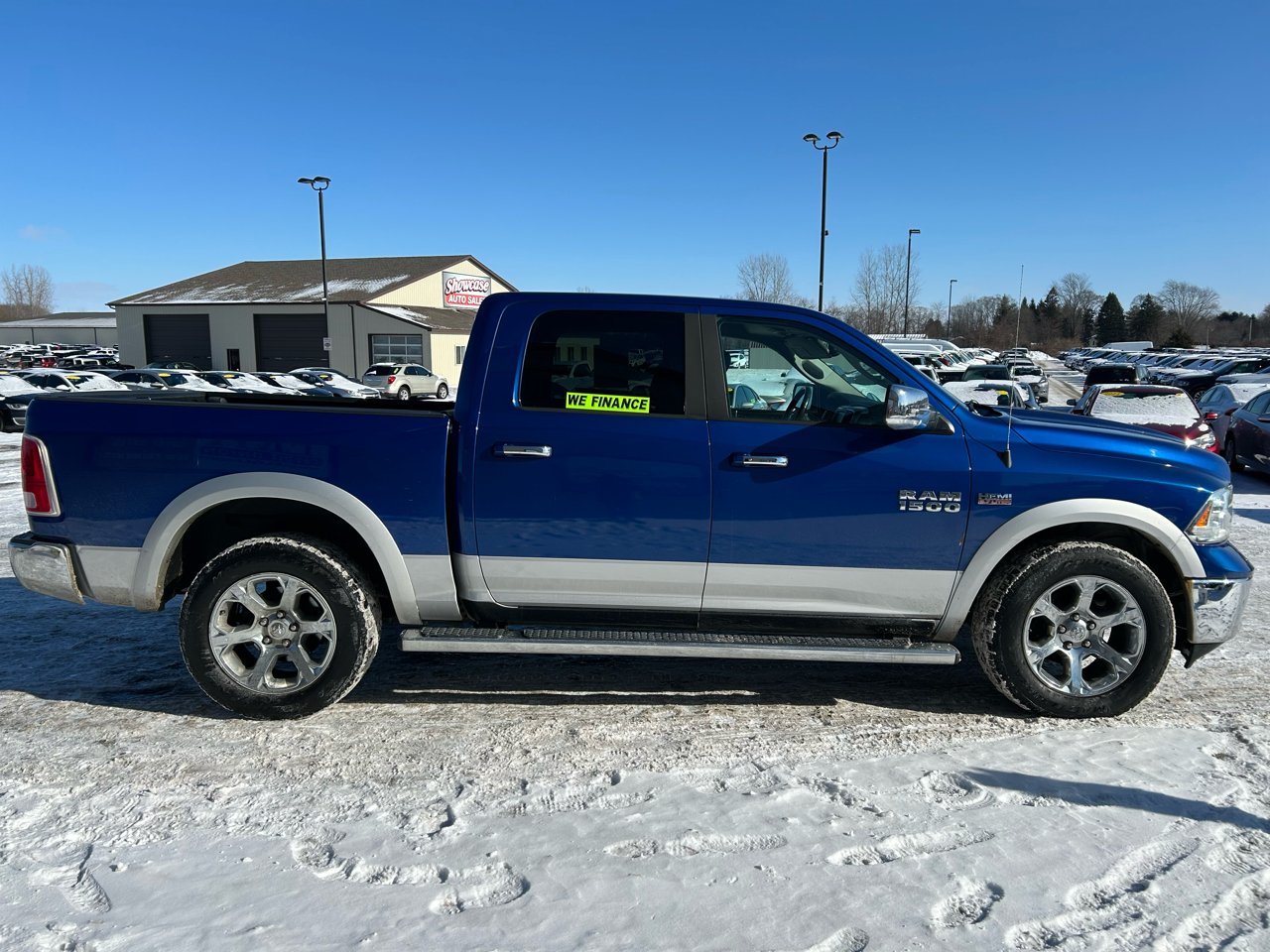 RAM 1500 Laramie Crew Cab SWB 4WD 2015