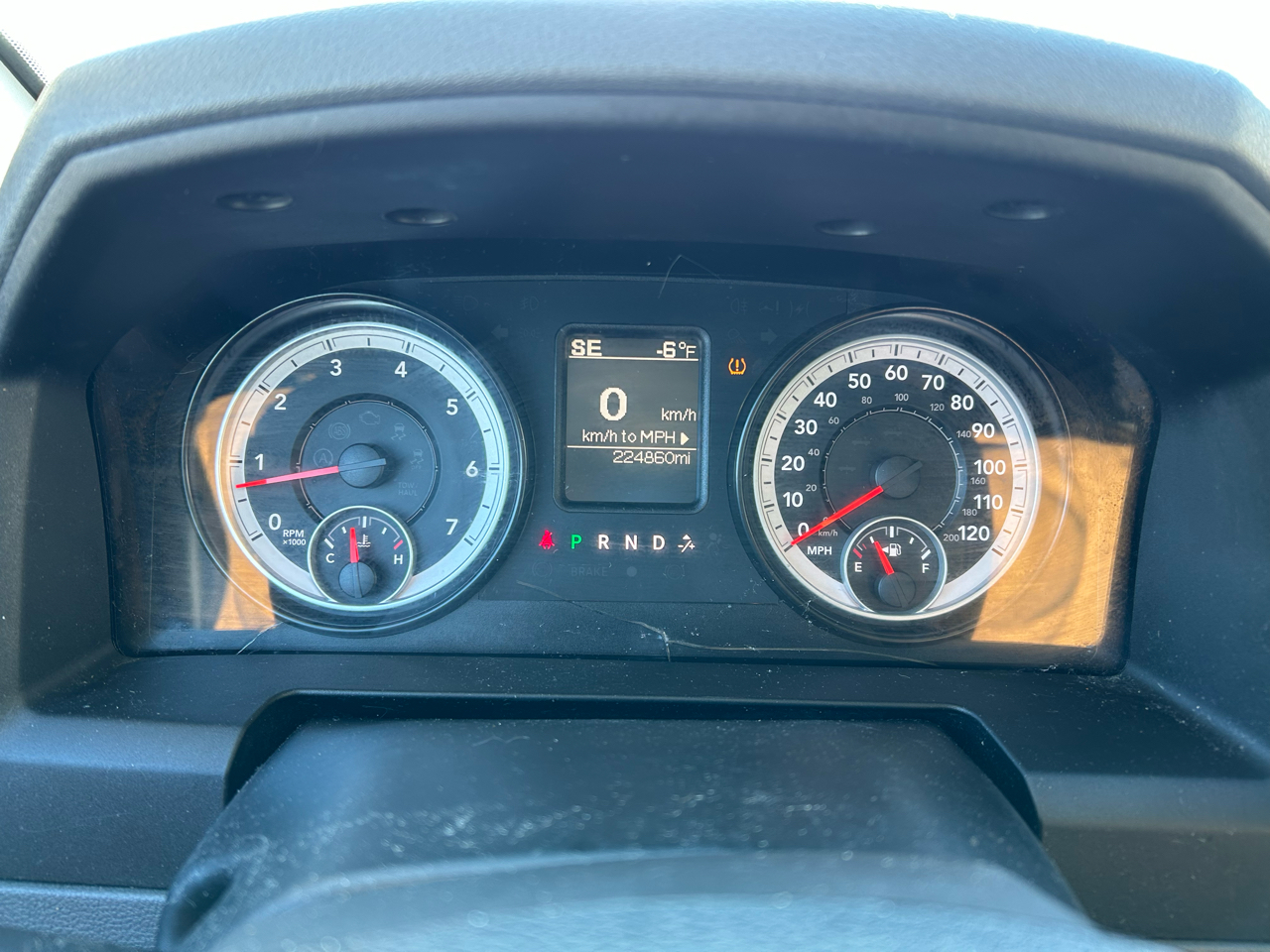 RAM 1500 SLT Quad Cab 4WD 2014